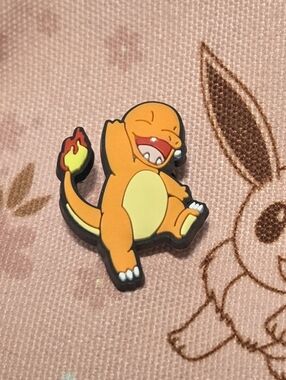 3/$10 Charmander Pokémon Croc Charm – Victory Pose Fire Starter Jibbit